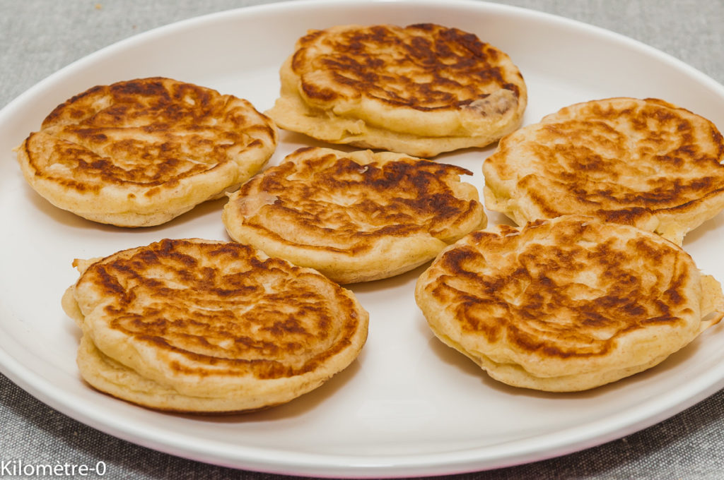 Photo de recette russe, blinis, russes, facile, économique, crêpes, galette, cuisine du monde, bio  de Kilomètre-0, blog de cuisine réalisée à partir de produits locaux et issus de circuits courts