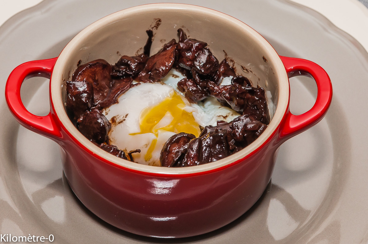 Photo de recette d'oeuf meurette, facile, maison, classique, bio, léger, cuisine terroir, tradition, Kilomètre-0, blog de cuisine réalisée à partir de produits locaux et issus de circuits courts