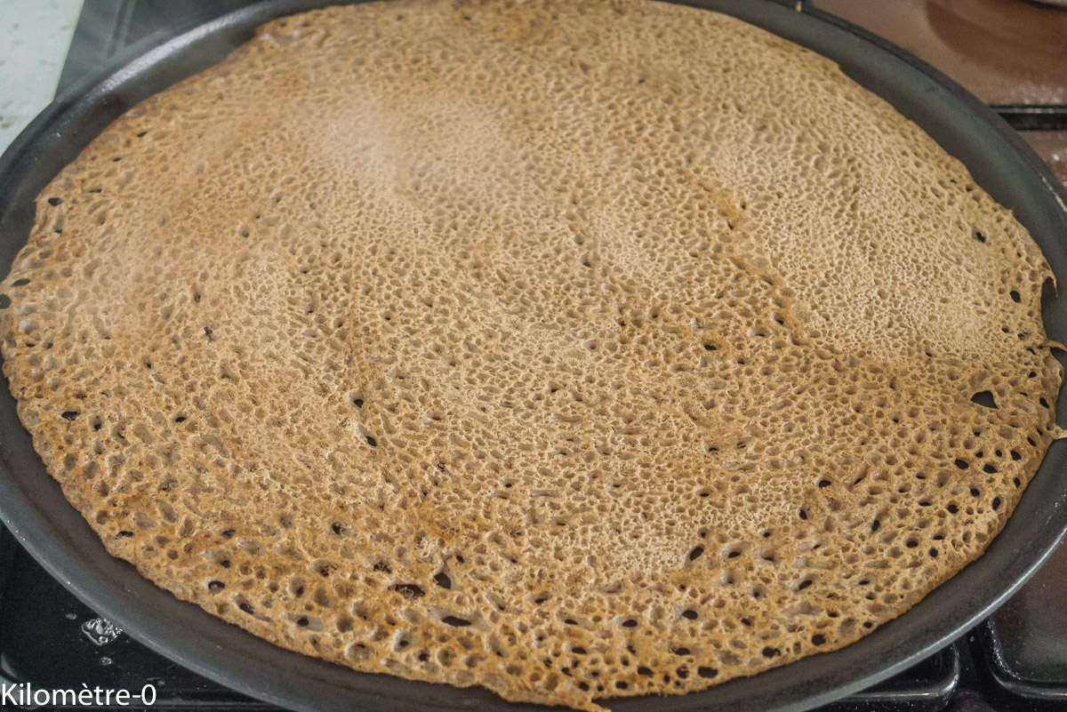 Photo de recette de galette, blé noir, sarrasin, facile, léger, rapide, bio de Kilomètre-0, blog de cuisine réalisée à partir de produits locaux et issus de circuits courts