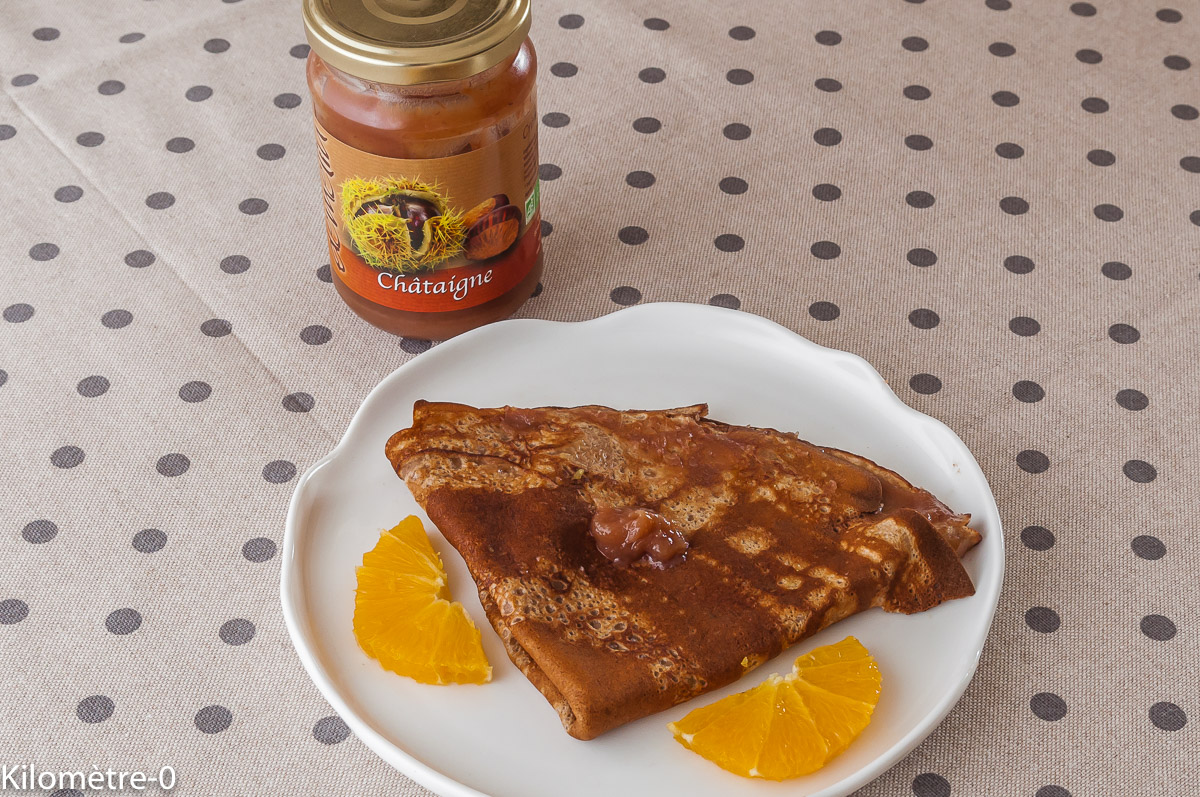 Photo de recette de pâte à crêpes châtaignes, orange, facile, rapide, léger, bio de Kilomètre-0, blog de cuisine réalisée à partir de produits locaux et issus de circuits courts