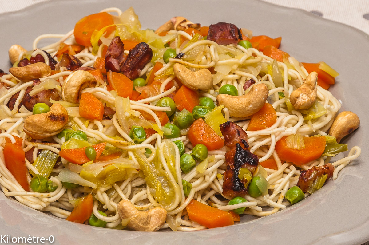 Nouilles chinoises sautées aux légumes – Devorezmoi