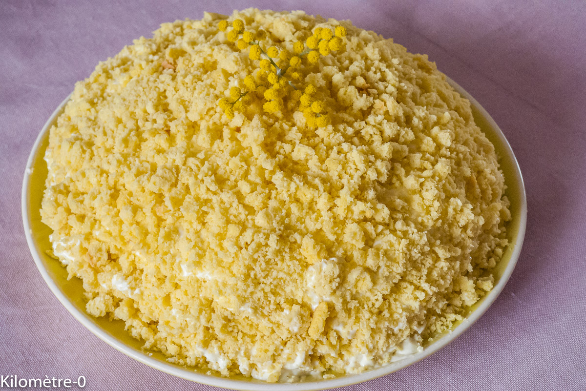 Photo de recette de gâteau mimosa facile, bio de Kilomètre-0, blog de cuisine réalisée à partir de produits locaux et issus de circuits courts