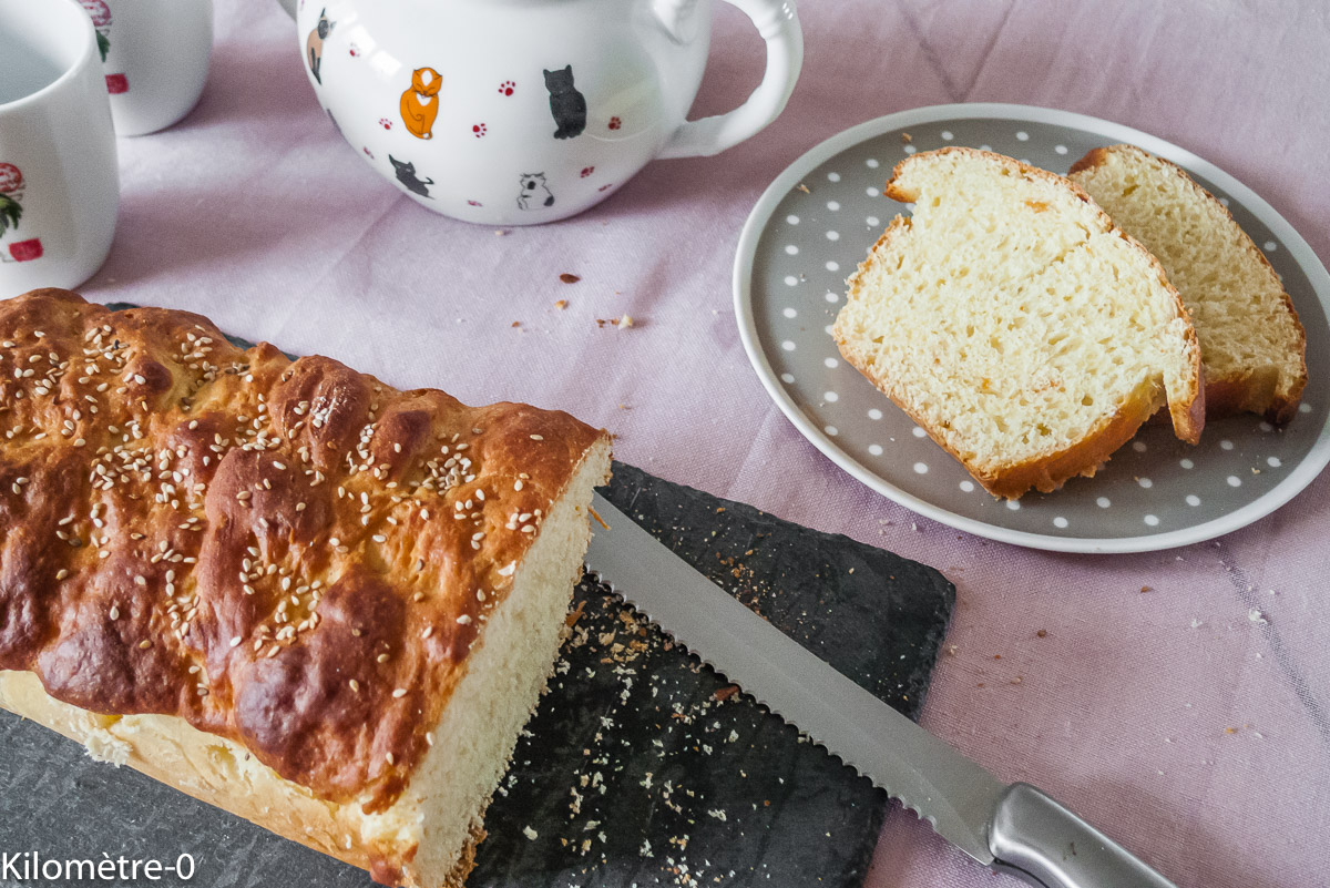 Photo de recette de brioche grecque, four vapeur, bio, légère de Kilomètre-0, blog de cuisine réalisée à partir de produits locaux et issus de circuits courts