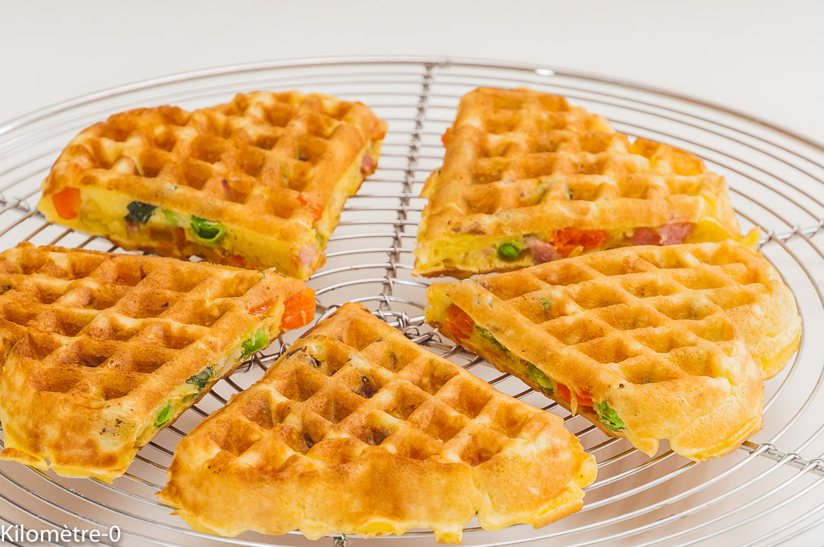 Photo de recette de gaufre salée, jambon, carotte, petit pois, facile, léger, rapide, Kilomètre-0, blog de cuisine réalisée à partir de produits locaux et issus de circuits courts