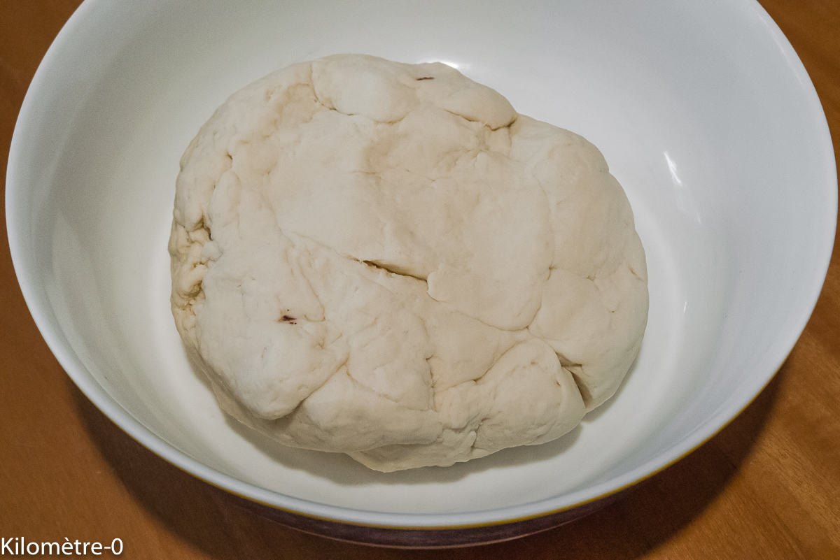 Photo de recette de pain syrien facile, bio de Kilomètre-0, blog de cuisine réalisée à partir de produits locaux et issus de circuits courts