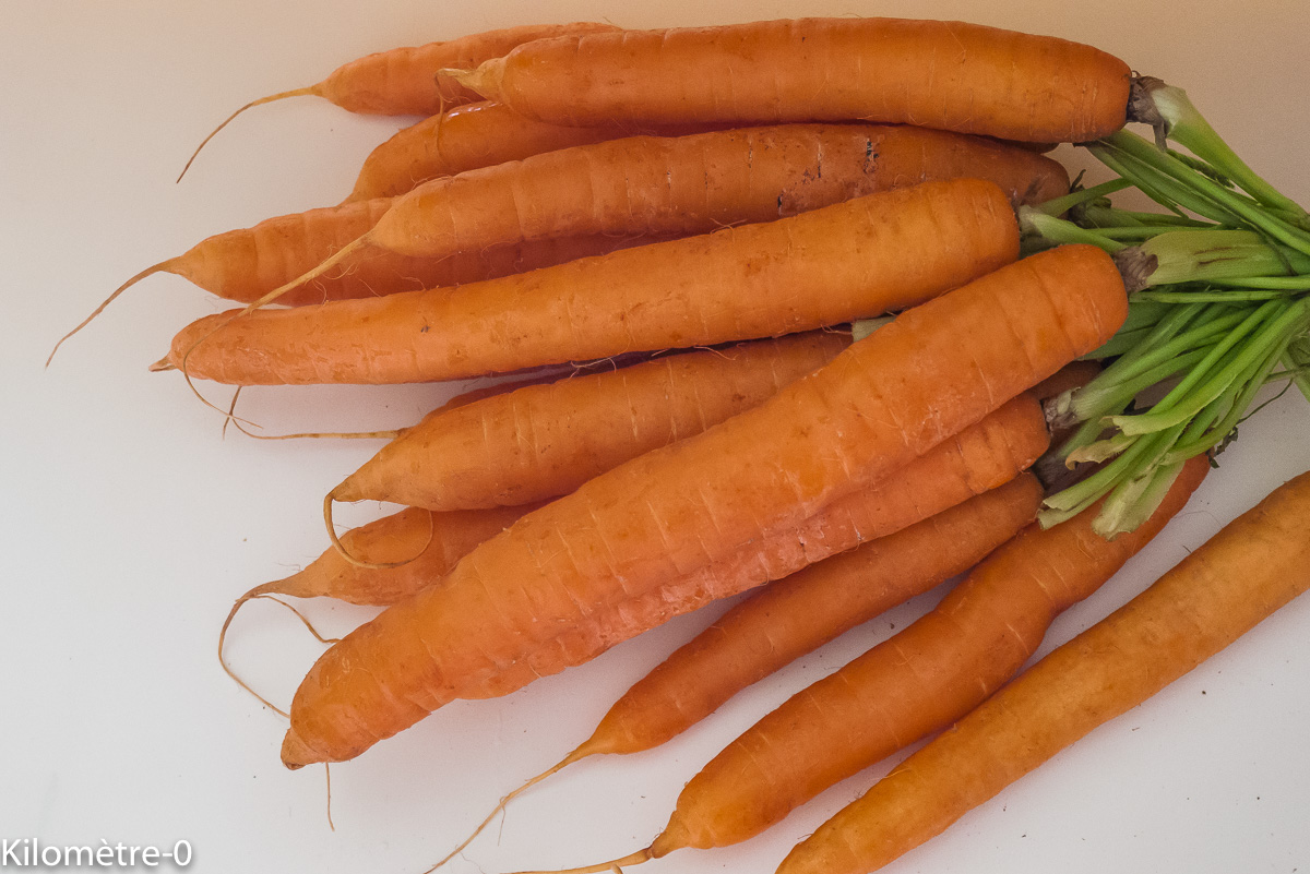 Photo de recette de carottes bio, légère, facile, rapide de Kilomètre-0, blog de cuisine réalisée à partir de produits locaux et issus de circuits courts