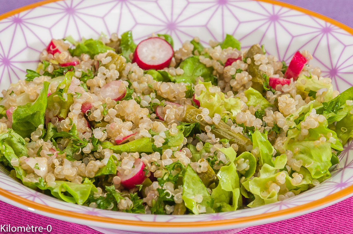 Photo de recette de salade, quinoa, asperge verte, radis, facile, bio, rapide, léger, maison de  Kilomètre-0, blog de cuisine réalisée à partir de produits locaux et issus de circuits courts