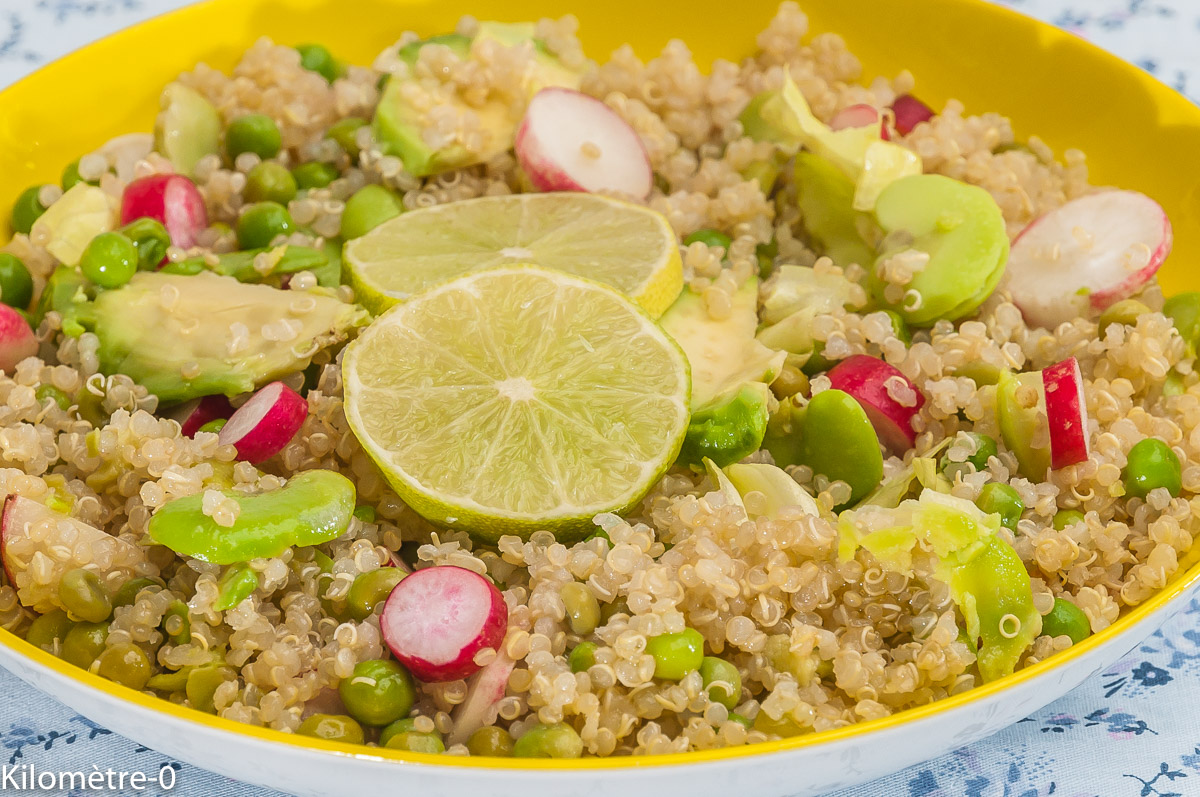 Photo de recette de salade, quinoa, citron vert, avocat, fèves, petit pois, facile, rapide, bio, léger, Kilomètre-0, blog de cuisine réalisée à partir de produits locaux et issus de circuits courts