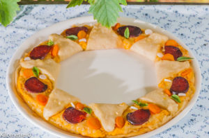 Photo de recette de pizza à la crème de carotte, chorizo, ricotta, couronne, léger, bio de  Kilomètre-0, blog de cuisine réalisée à partir de produits locaux et issus de circuits courts