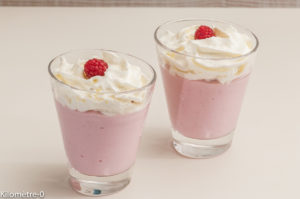 Photo de recette de verrine, coupe, framboise, yaourt grec, chantilly facile, rapide de  Kilomètre-0, blog de cuisine réalisée à partir de produits locaux et issus de circuits courts