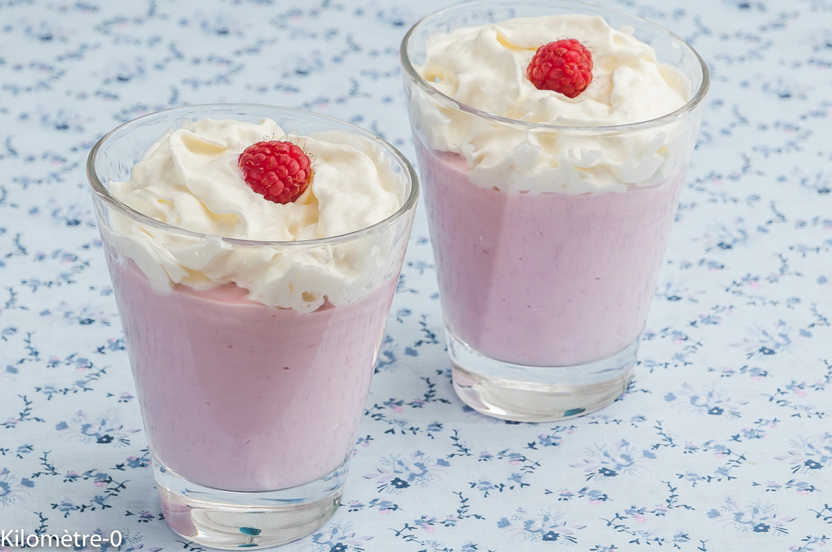 Photo de recette de dessert à la framboise, facile, rapide, léger de Kilomètre-0, blog de cuisine réalisée à partir de produits locaux et issus de circuits courts