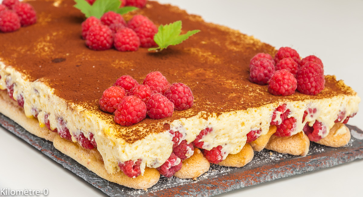 Photo de recette de tiramisu, framboise, facile, beau, fête, gâteau, anniversaire de Kilomètre-0, blog de cuisine réalisée à partir de produits locaux et issus de circuits courts