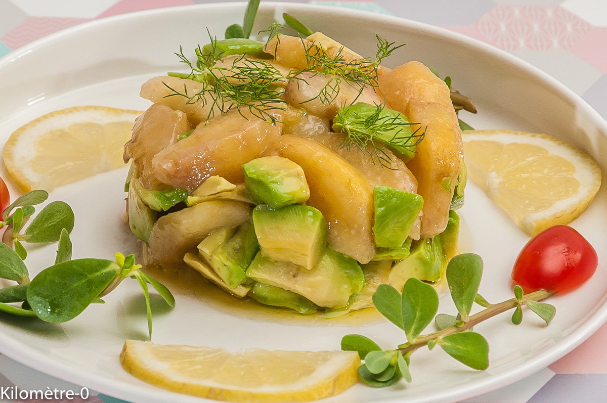 Photo de recette de salade, pêche, avocat, rapide, léger, facile de Kilomètre-0, blog de cuisine réalisée à partir de produits locaux et issus de circuits courts