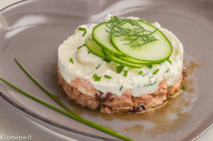 Photo de recette de saumon, saint marcellin, concombre de Kilomètre-0, blog de cuisine réalisée à partir de produits locaux et issus de circuits courts