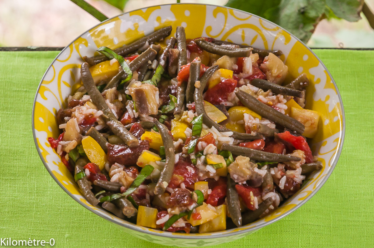 Photo de recette de salade de riz, été, facile, légumes de Kilomètre-0, blog de cuisine réalisée à partir de produits locaux et issus de circuits courts
