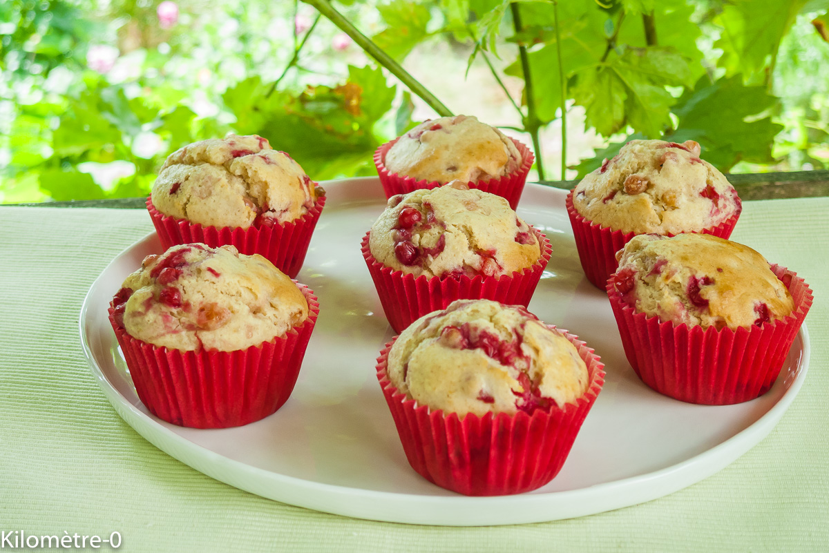 Muffins aux groseilles : étape 4 — Enfournez 18 minutes.