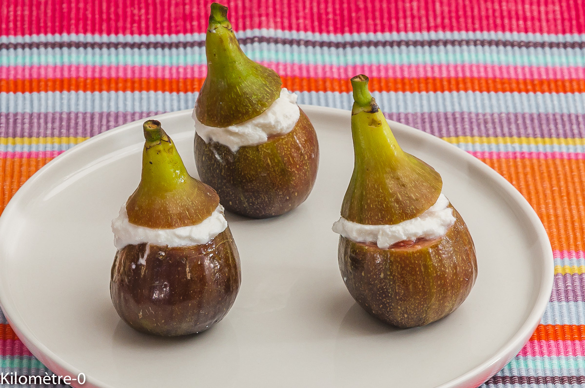 Photo de recette de figues, ricotta, facile, rapide, léger, apéro de Kilomètre-0, blog de cuisine réalisée à partir de produits locaux et issus de circuits courts