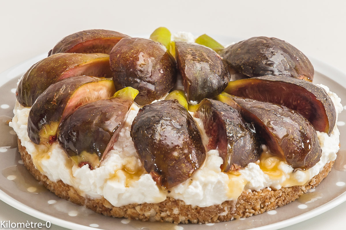 Photo de recette de cheesecake aux figues, très facile, rapide de Kilomètre-0, blog de cuisine réalisée à partir de produits locaux et issus de circuits courts