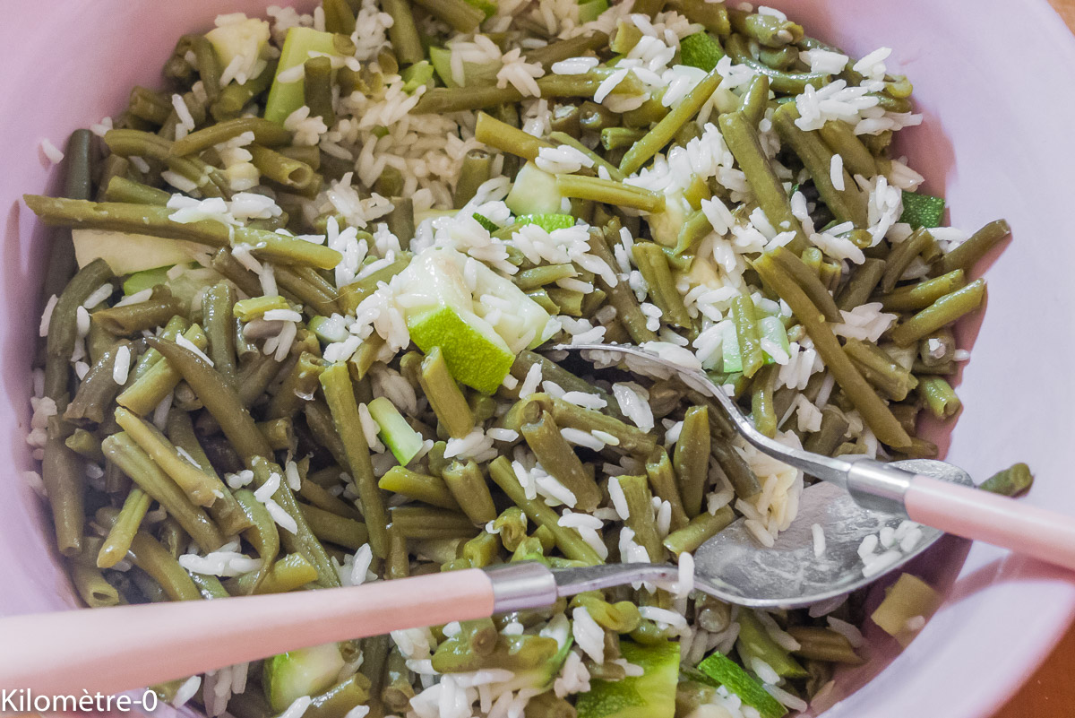Photo de recette de salade de riz de Kilomètre-0, blog de cuisine réalisée à partir de produits locaux et issus de circuits courts