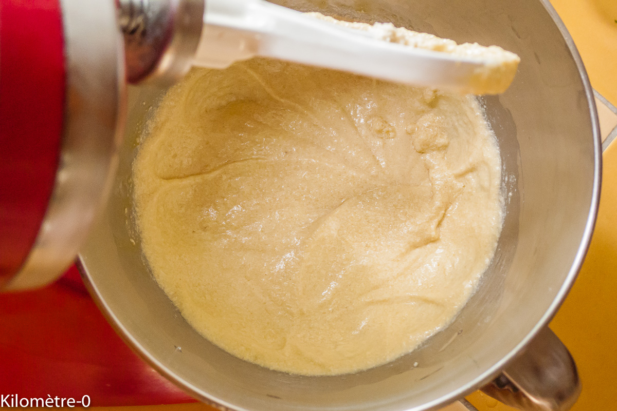 Photo de recette de gâteau nantais étape 3 de Kilomètre-0, blog de cuisine réalisée à partir de produits locaux et issus de circuits courts