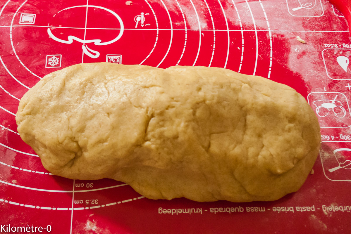 Photo de recette de pâte du pâté angevin aux prunes de Kilomètre-0, blog de cuisine réalisée à partir de produits locaux et issus de circuits courts