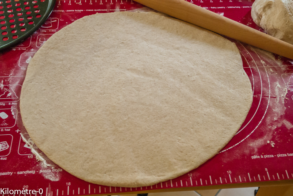 Photo de recette de pâte à pizza, maison, bio, facile, Kilomètre-0, blog de cuisine réalisée à partir de produits locaux et issus de circuits courts
