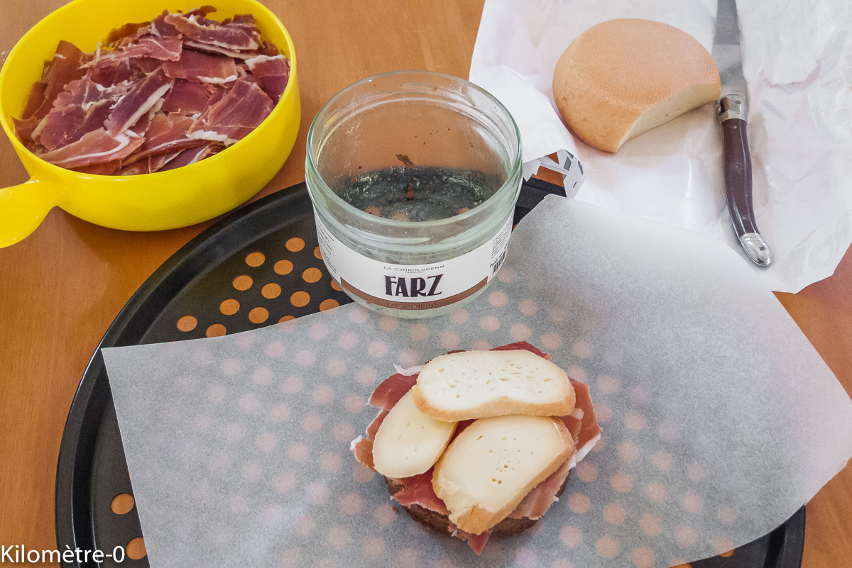 Photo de recette de, farz, curé nantais, jambon, facile, tartine de Kilomètre-0, blog de cuisine réalisée à partir de produits locaux et issus de circuits courts