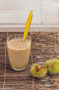 Photo de recette de soupe, potage, velouté, marron,  châtaignes, pomme, facile, rapide, healthy, bio,  de Kilomètre-0, blog de cuisine réalisée à partir de produits locaux et issus de circuits courts