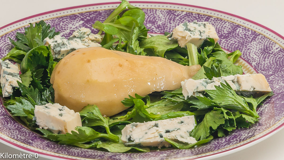 Photo de recette de salade d'automne, poire, fromage, facile de Kilomètre-0, blog de cuisine réalisée à partir de produits locaux et issus de circuits courts