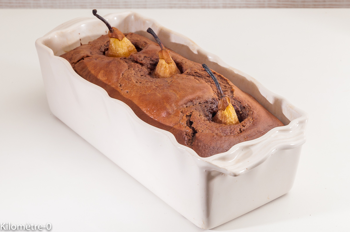 Photo de recette de cake aux poires entières bio de Kilomètre-0, blog de cuisine réalisée à partir de produits locaux et issus de circuits courts