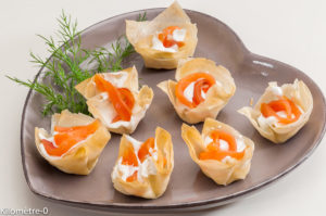 Photo de recette de bouchées, saumon, apéro , truite fumée, Noël, buffet, facile, rapide, joli,  de Kilomètre-0, blog de cuisine réalisée à partir de produits locaux et issus de circuits courts