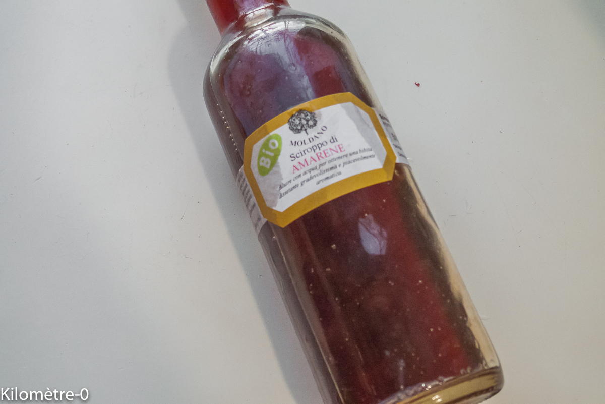 Photo de recette de sirop d'amarena, amarene de Kilomètre-0, blog de cuisine réalisée à partir de produits locaux et issus de circuits courts