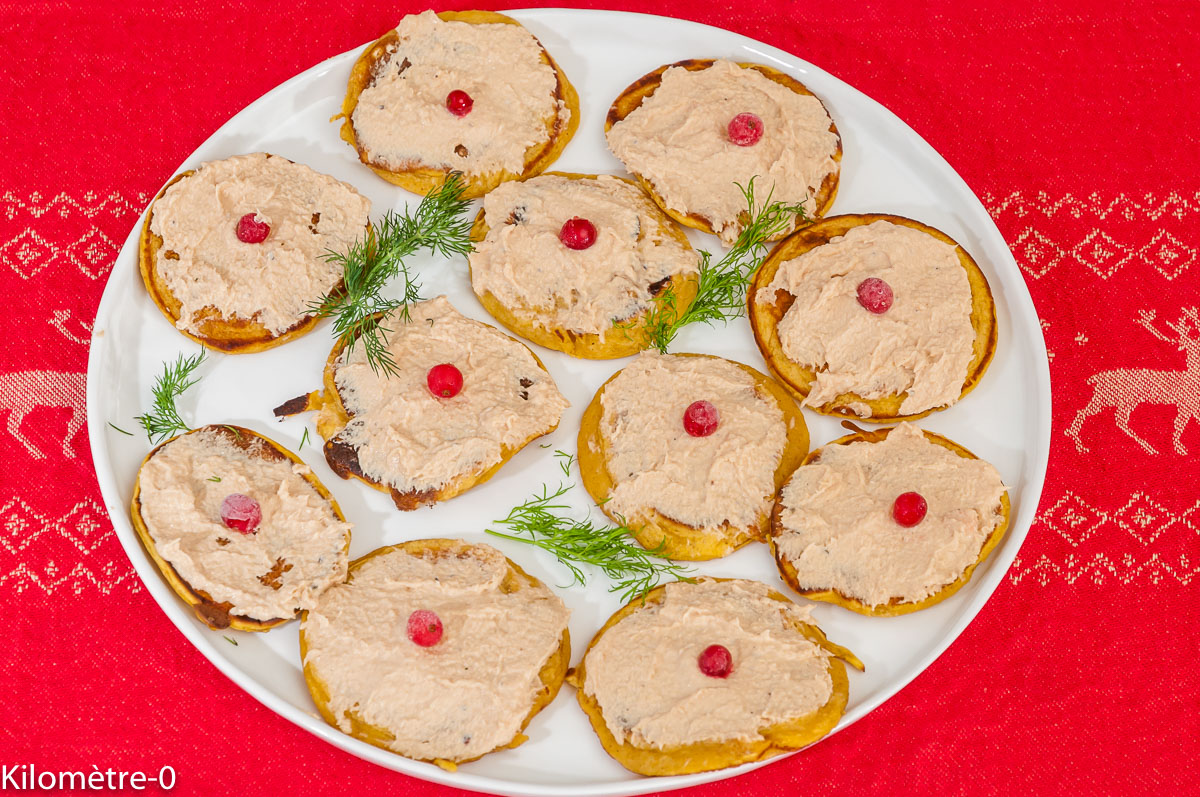 Photo de recette de blinis maison facile, rapide de Kilomètre-0, blog de cuisine réalisée à partir de produits locaux et issus de circuits courts