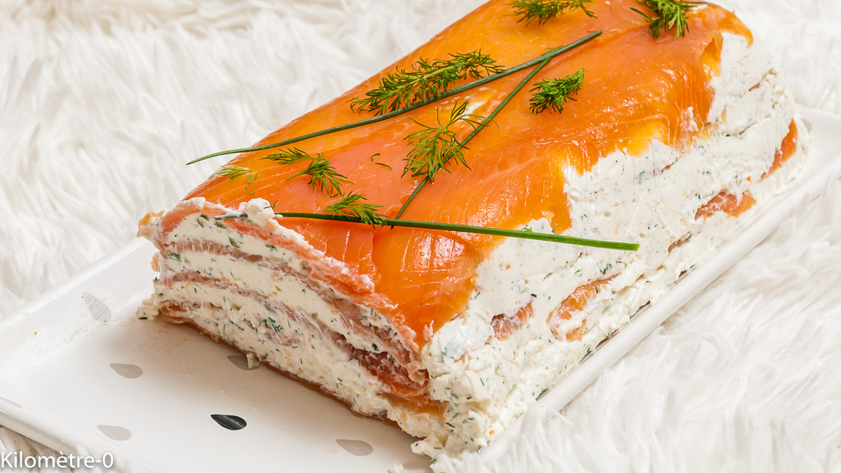 Photo de recette de terrine de saumon fumé, clémentines, herbes de Kilomètre-0, blog de cuisine réalisée à partir de produits locaux et issus de circuits courts