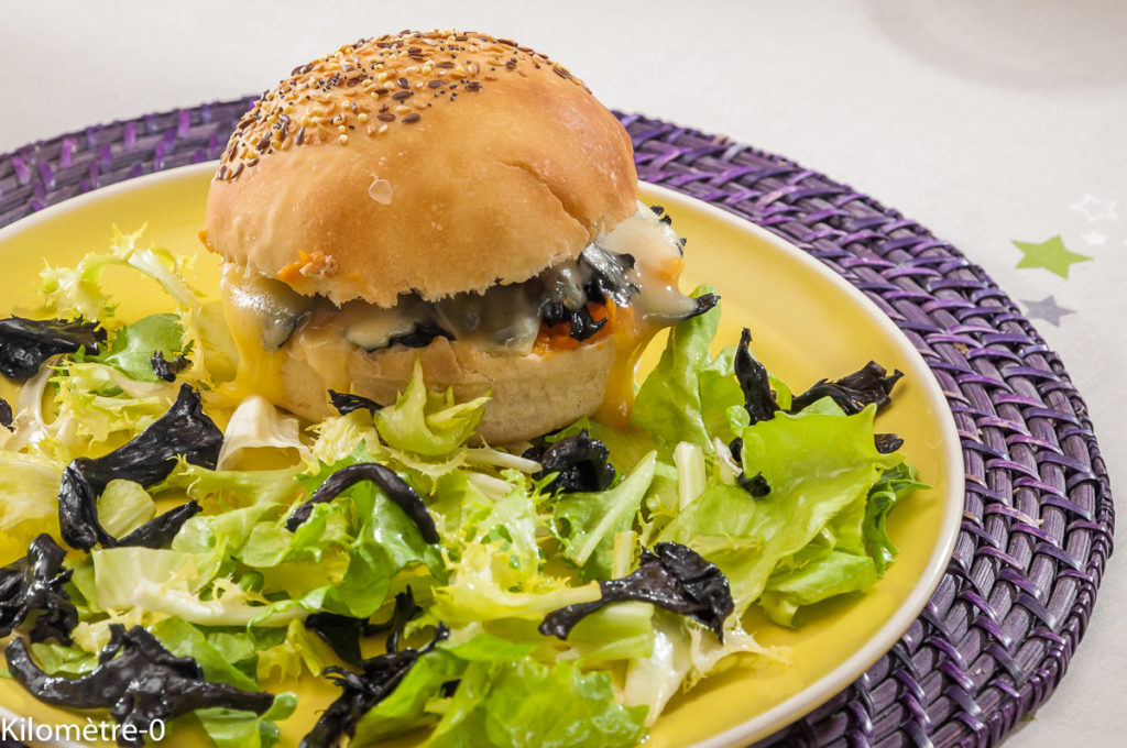 Photo de recette de  burger, patates douces, champignons, fromage de Kilomètre-0, blog de cuisine réalisée à partir de produits locaux et issus de circuits courts