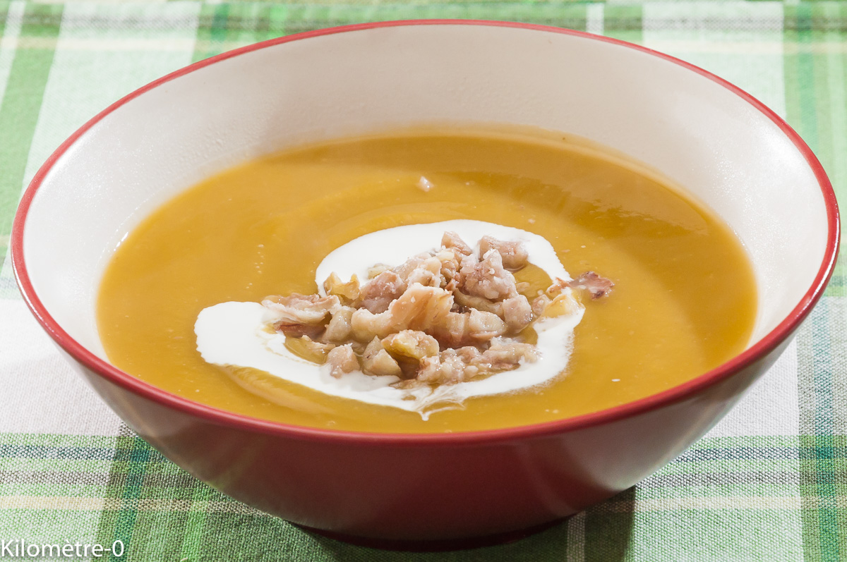 Photo de recette de velouté de butternut de Kilomètre-0, blog de cuisine réalisée à partir de produits locaux et issus de circuits courts