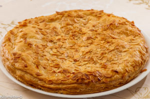 Photo de recette de galette des rois, poires, caramel au beurre salé de Kilomètre-0, blog de cuisine réalisée à partir de produits locaux et issus de circuits courts