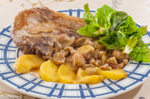 Photo de recette de côtes de porc, châtaignes, pommes, facile, viande, facile, rapide,  de  Kilomètre-0, blog de cuisine réalisée à partir de produits locaux et issus de circuits courts