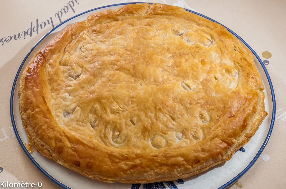 Photo de recette de galette des rois facile frangipane, framboises de Kilomètre-0, blog de cuisine réalisée à partir de produits locaux et issus de circuits courts