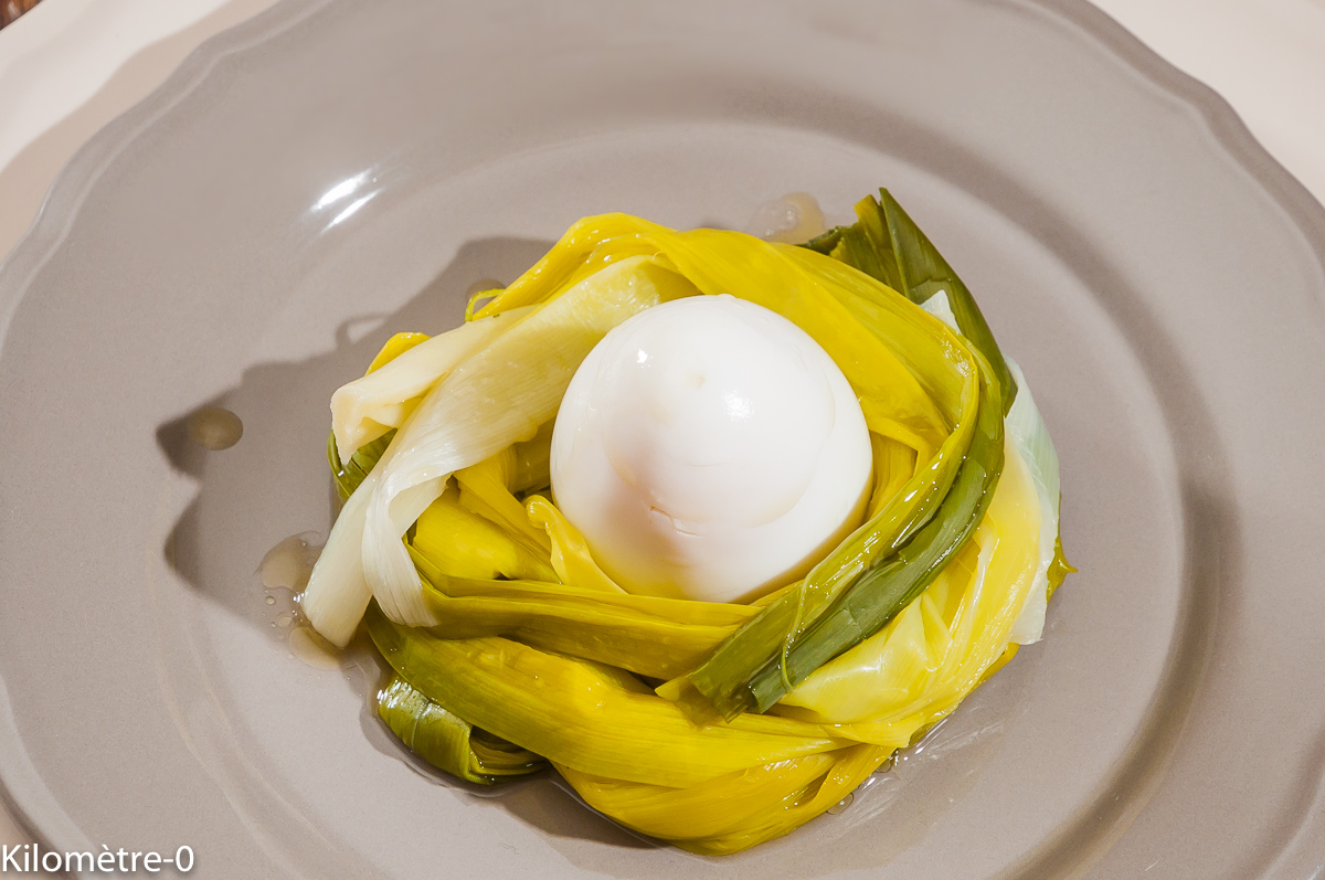 Photo de recette de Pâques, oeuf, nid, poireaux, facile de Kilomètre-0, blog de cuisine réalisée à partir de produits locaux et issus de circuits courts