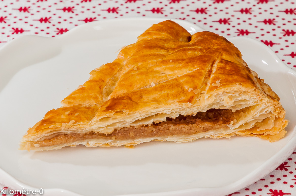 Photo de recette de galette des rois aux pommes de Kilomètre-0, blog de cuisine réalisée à partir de produits locaux et issus de circuits courts