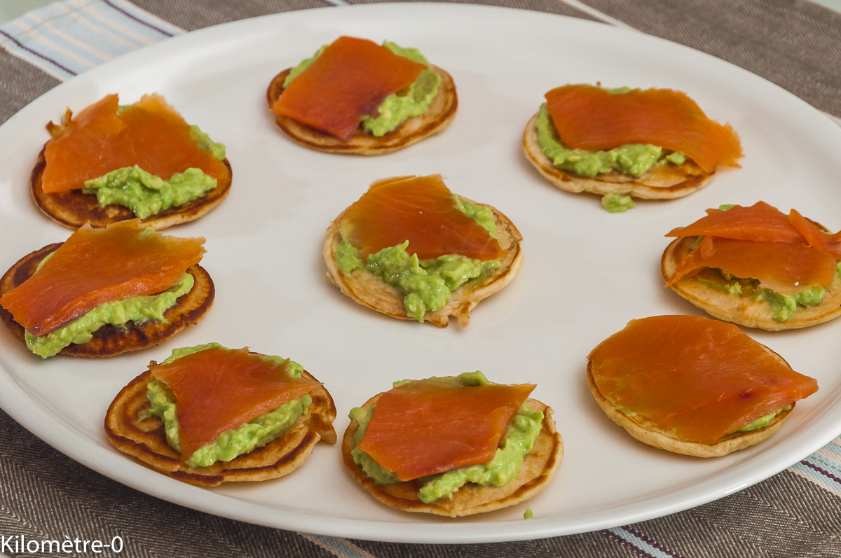 Photo de recette de blinis, bio, très faciles, légers de Kilomètre-0, blog de cuisine réalisée à partir de produits locaux et issus de circuits courts