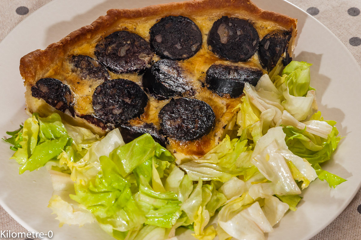Photo de recette de quiche, tarte salée, boudins, pommes de Kilomètre-0, blog de cuisine réalisée à partir de produits locaux et issus de circuits courts