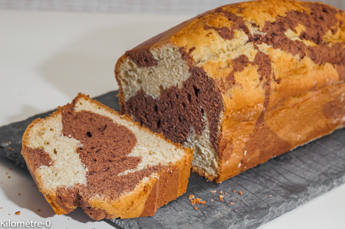 Photo de recette de gâteau du matin, marbré, facile, rapide, bio, chocolat de Kilomètre-0, blog de cuisine réalisée à partir de produits locaux et issus de circuits courts