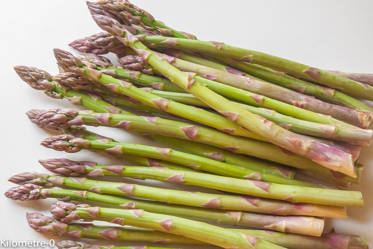 Photo de recette d'asperges vertes facile, rapide, four vapeur de Kilomètre-0, blog de cuisine réalisée à partir de produits locaux et issus de circuits courts