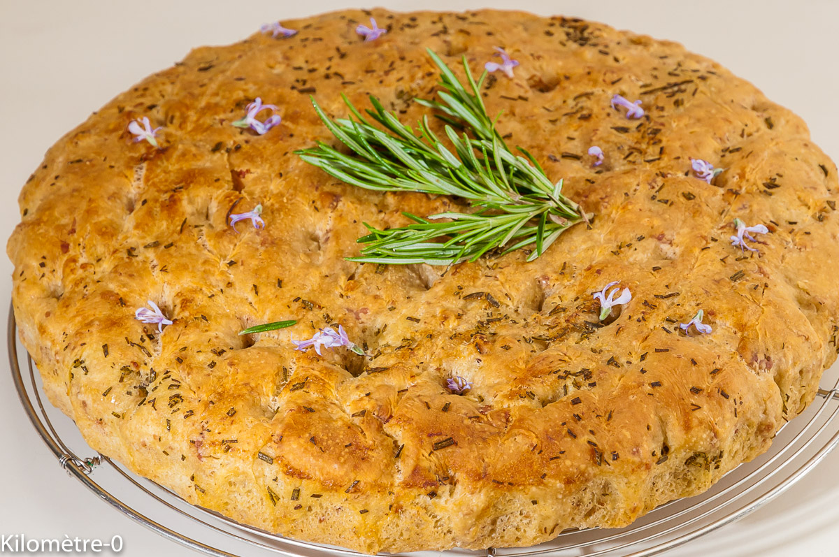 Photo de recette de gnoccho, facile, focaccia, italienne, pain de Kilomètre-0, blog de cuisine réalisée à partir de produits locaux et issus de circuits courts