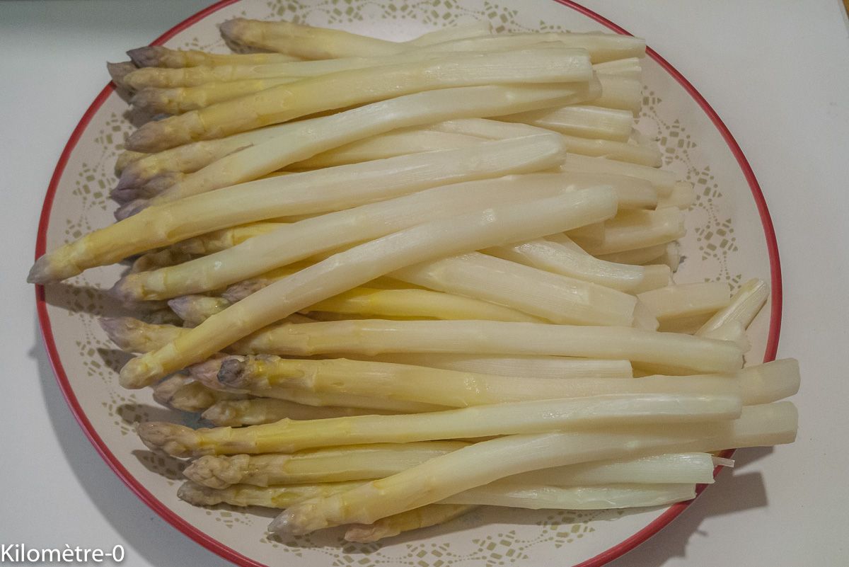 Photo de recette d'asperges, four vapeur, légère, facile, rapide de Kilomètre-0, blog de cuisine réalisée à partir de produits locaux et issus de circuits courts