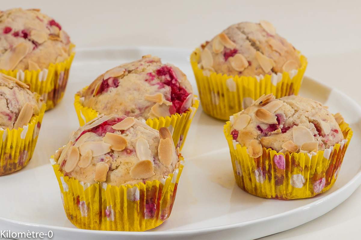 Photo de recette de muffins facile, framboises, fruits rouges, bio , légers de Kilomètre-0, blog de cuisine réalisée à partir de produits locaux et issus de circuits courts