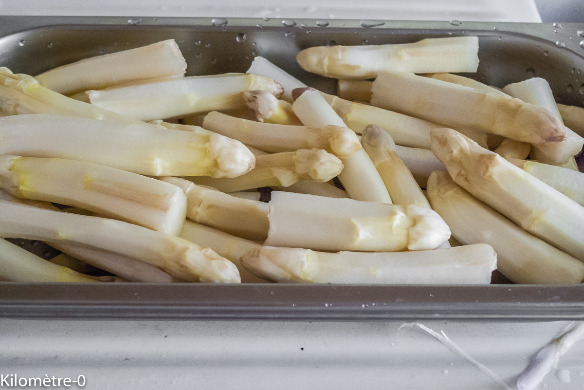Photo de recette de pointes d'asperges, asperges, asperges blanches, four vapeur, Kilomètre-0, blog de cuisine réalisée à partir de produits locaux et issus de circuits courts