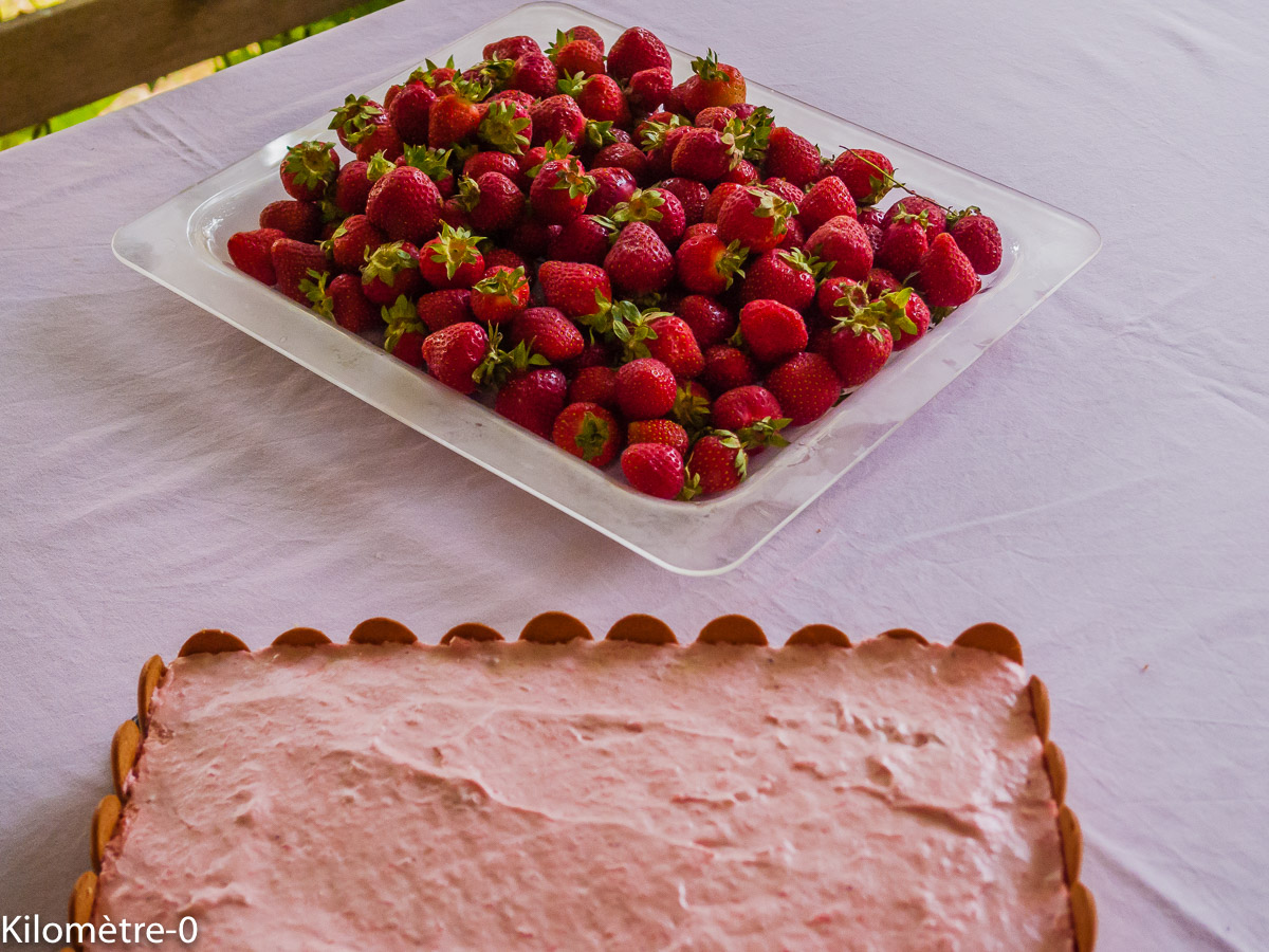 Photo de recette de mousse aux fraises de Kilomètre-0, blog de cuisine réalisée à partir de produits locaux et issus de circuits courts